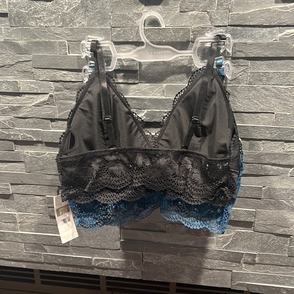 Adrienne Vittadini Bra Set - Picture 2 of 3